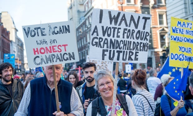 700.000 nguoi do ve London bieu tinh doi bo phieu lan 2 ve Brexit hinh anh