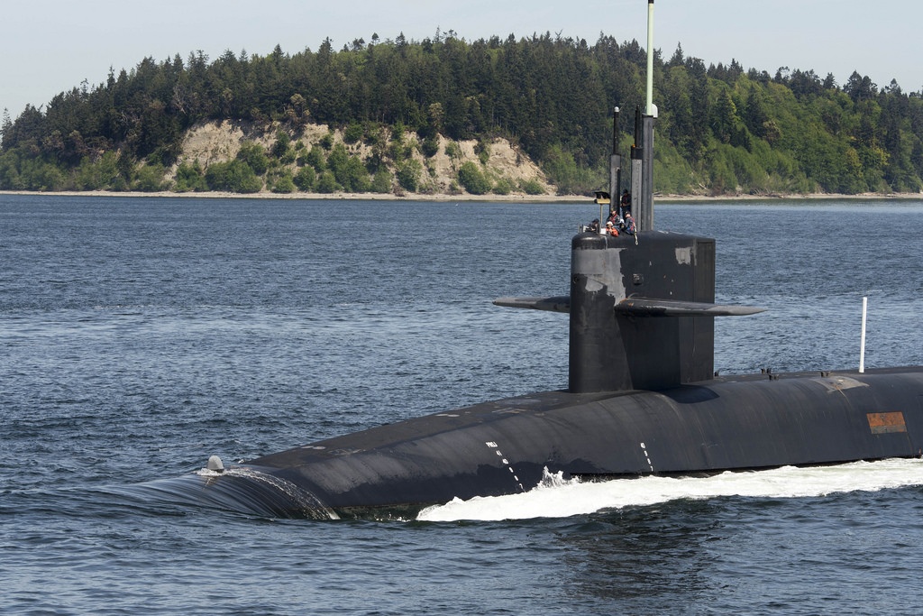 Thiet bi giam sat bien cua Trung Quoc duoc lap gan can cu hat nhan My hinh anh