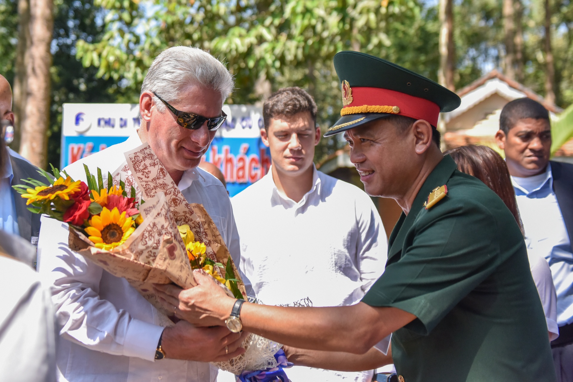 chu tich Cuba tham Cu Chi anh 2