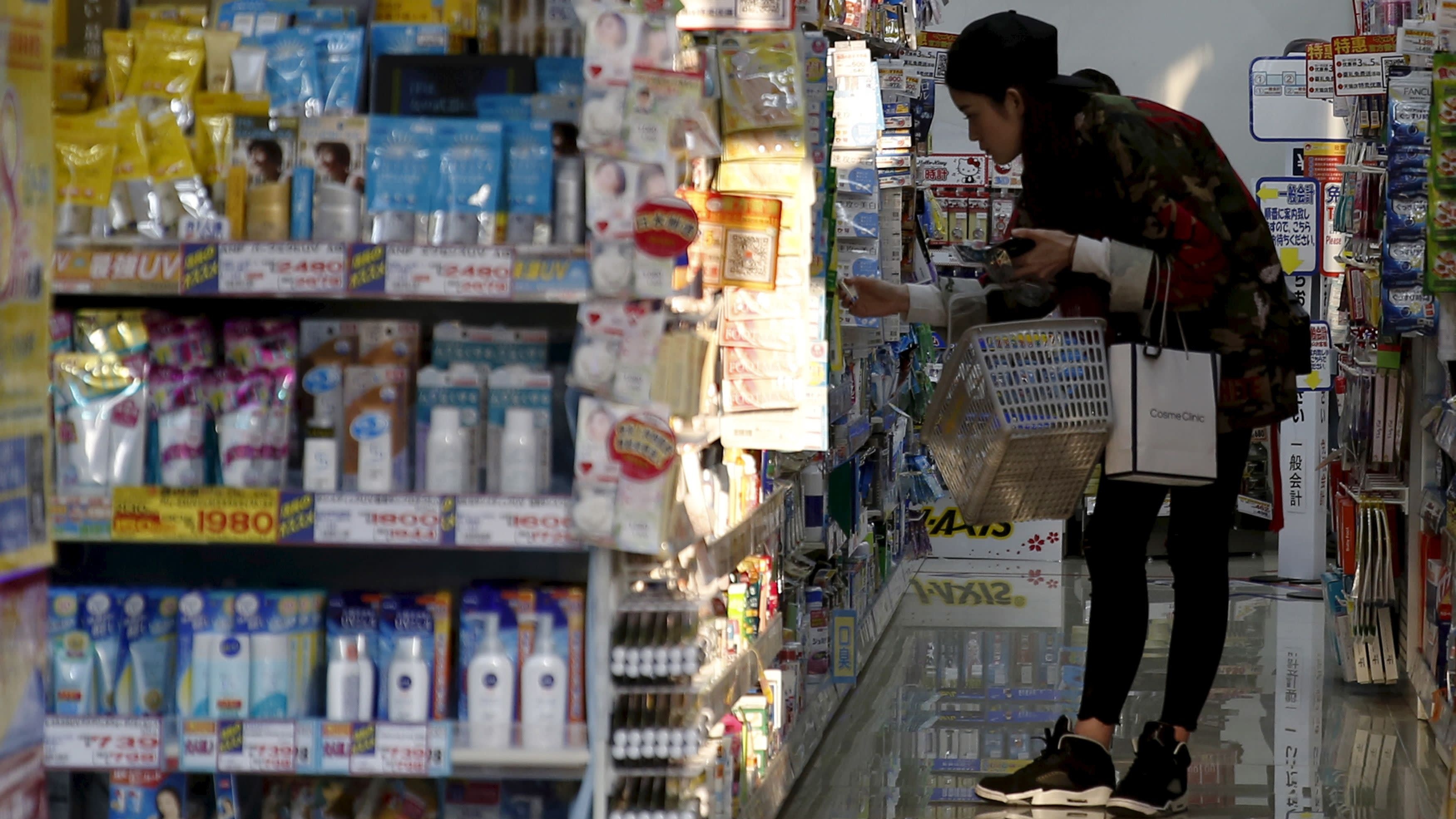 Canh sat Tokyo bat nhom nguoi Viet vi nghi chuyen trom my pham hinh anh