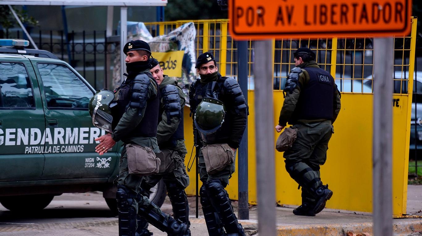 Argentina khuyen dan roi thu do, lo bieu tinh thuong dinh G20 hinh anh