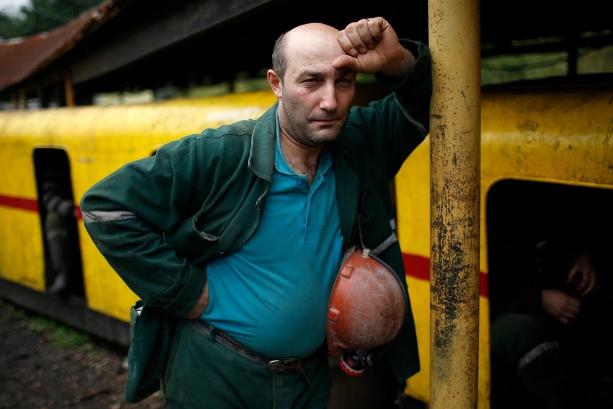 danh cuoc voi tu than duoi ham mo anh 3