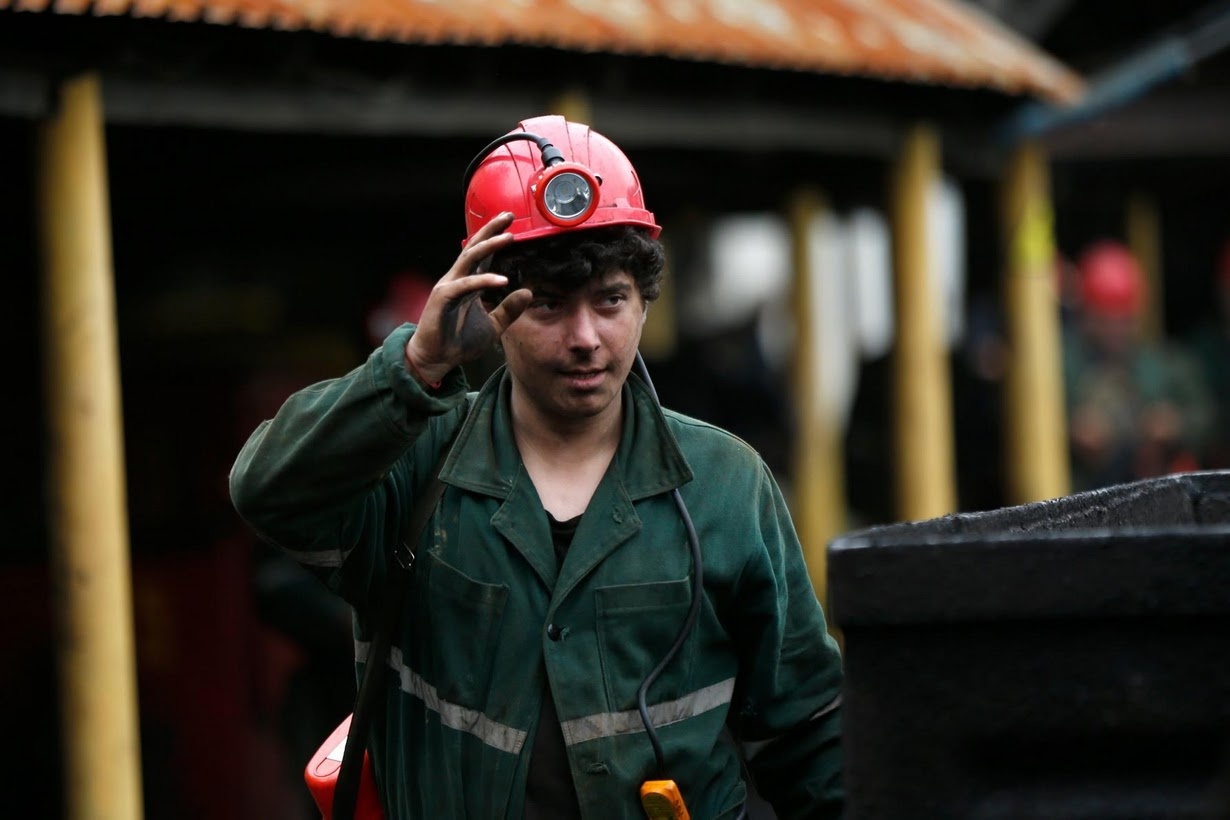 danh cuoc voi tu than duoi ham mo anh 4