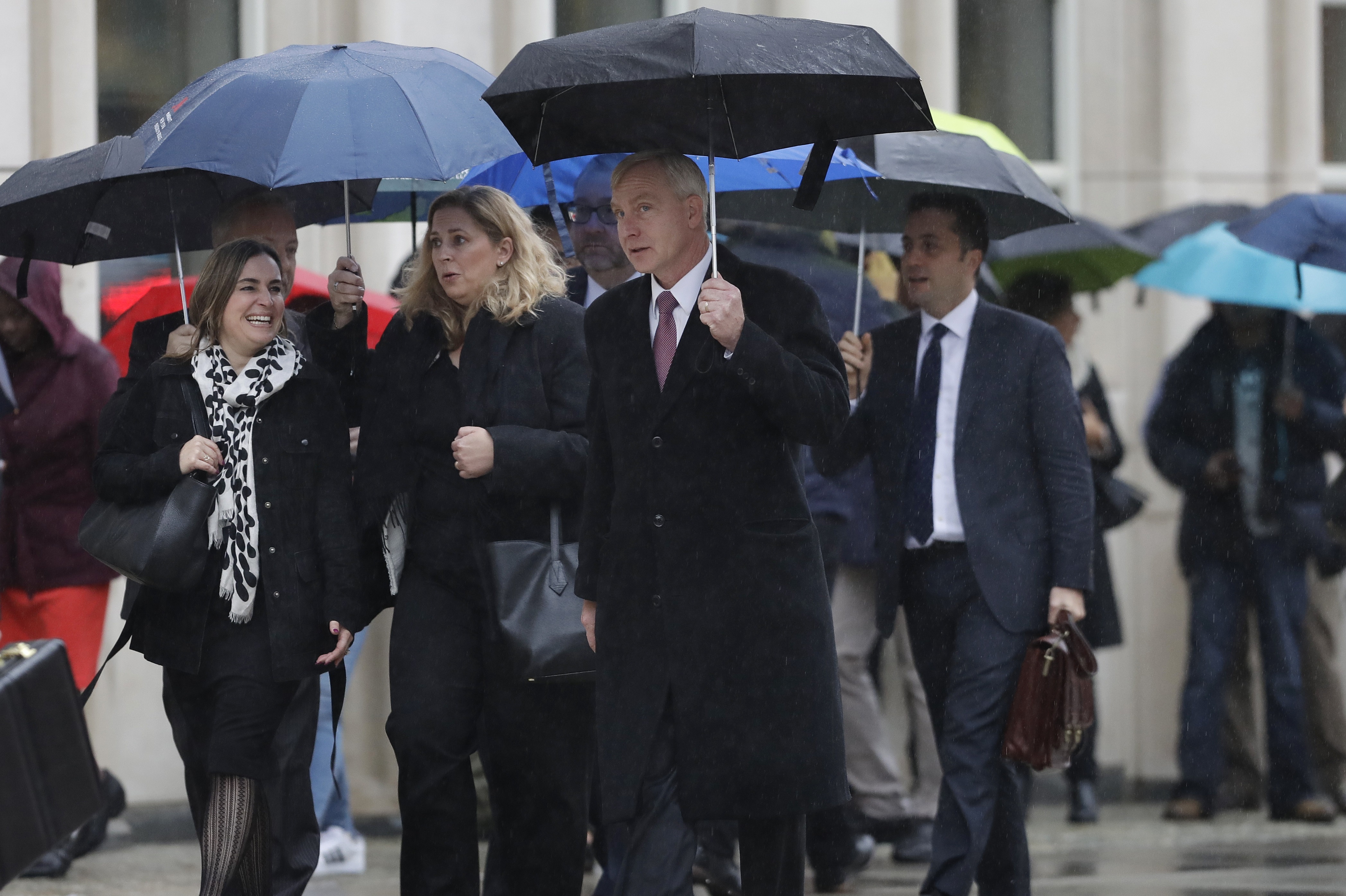 bắt giữ CFO Huawei ảnh 1 bat giu CFO Huawei anh 1