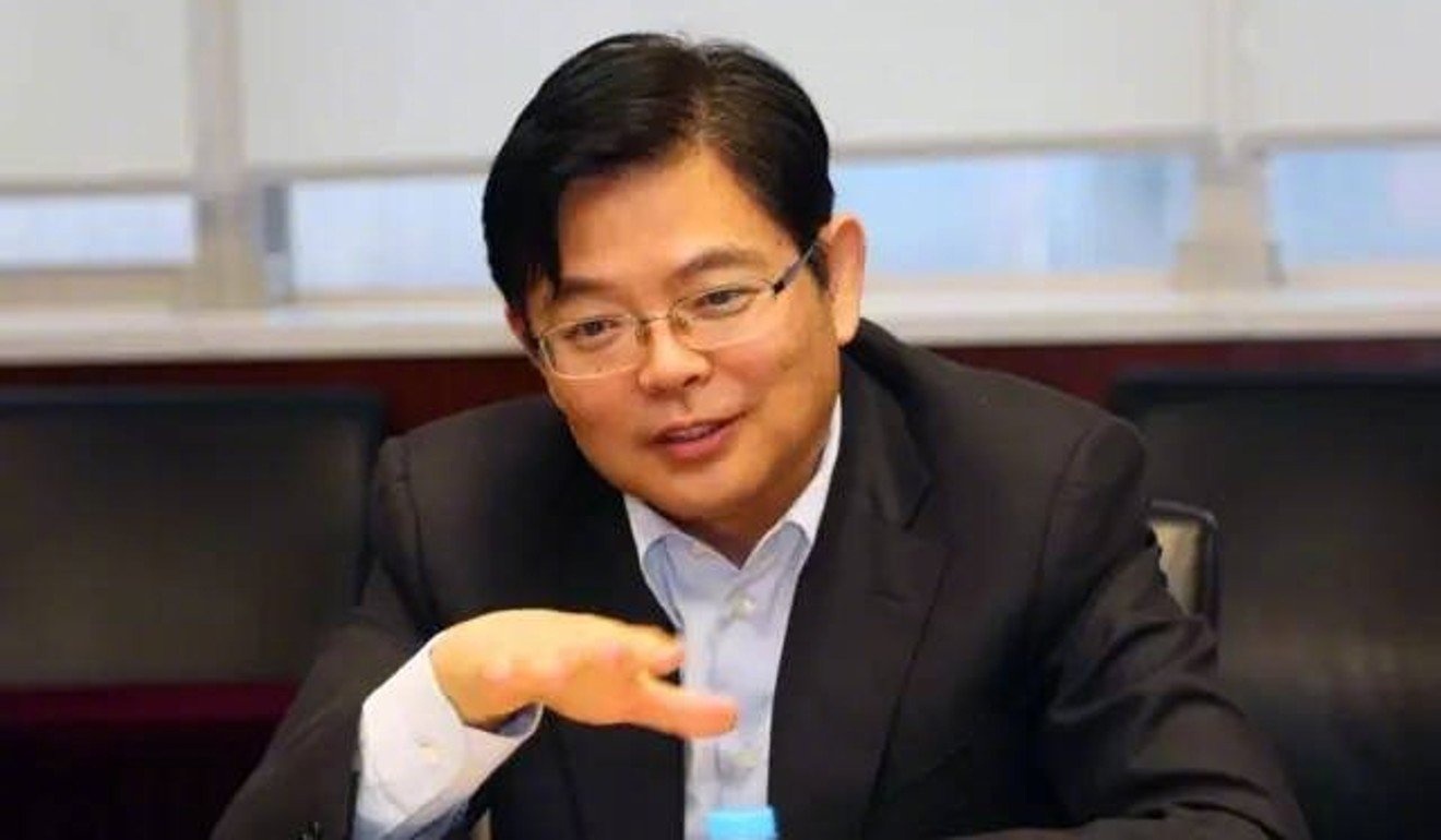 Lanh dao cong ty dong tau san bay TQ bi dieu tra toi lam lo tin mat hinh anh