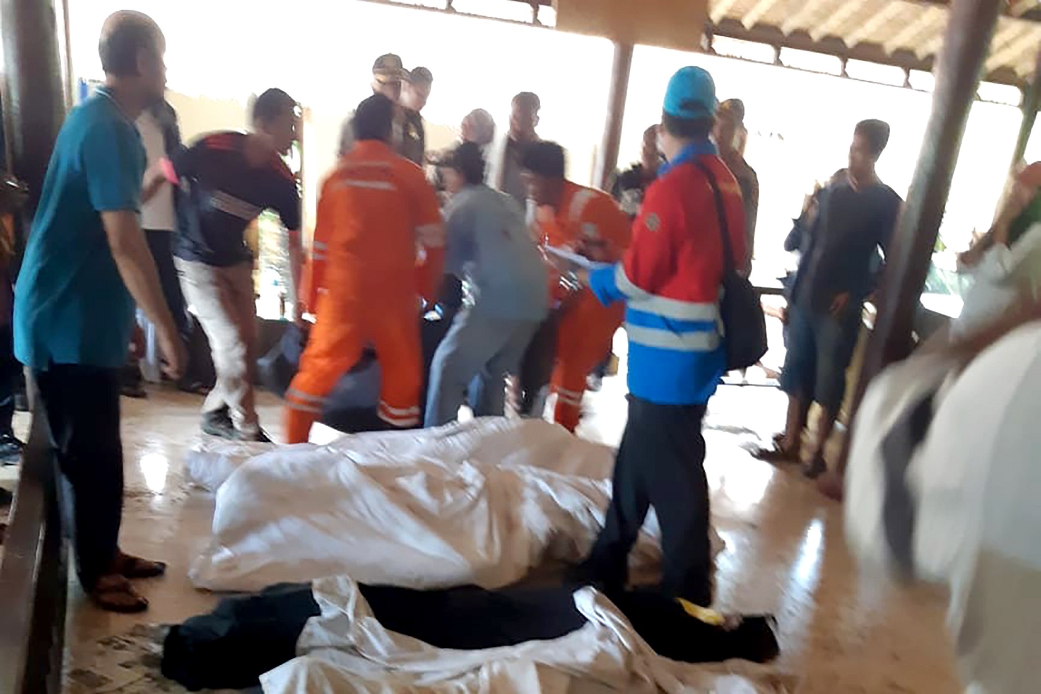 song than Indonesia anh 2