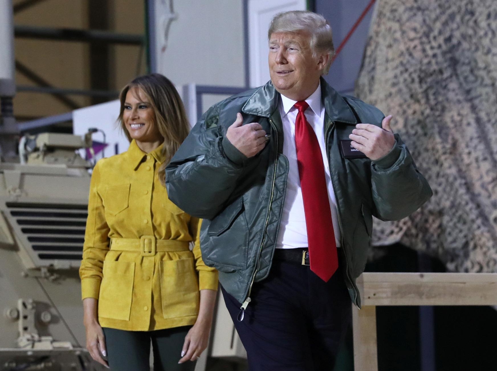 Chinh truong Iraq noi song vi TT Trump bat ngo tham quan tai day hinh anh