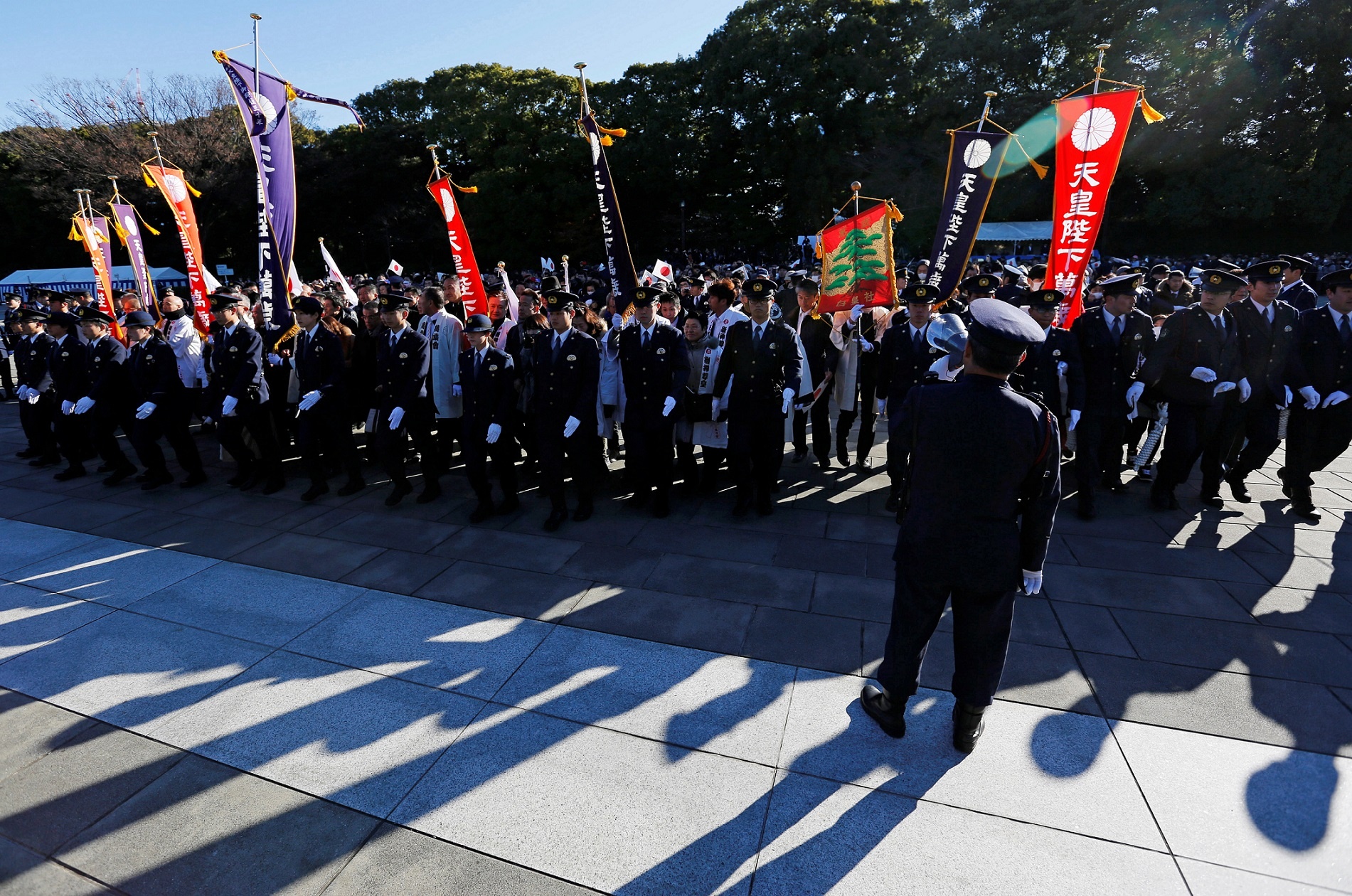 Nhat Hoang thoai vi anh 3