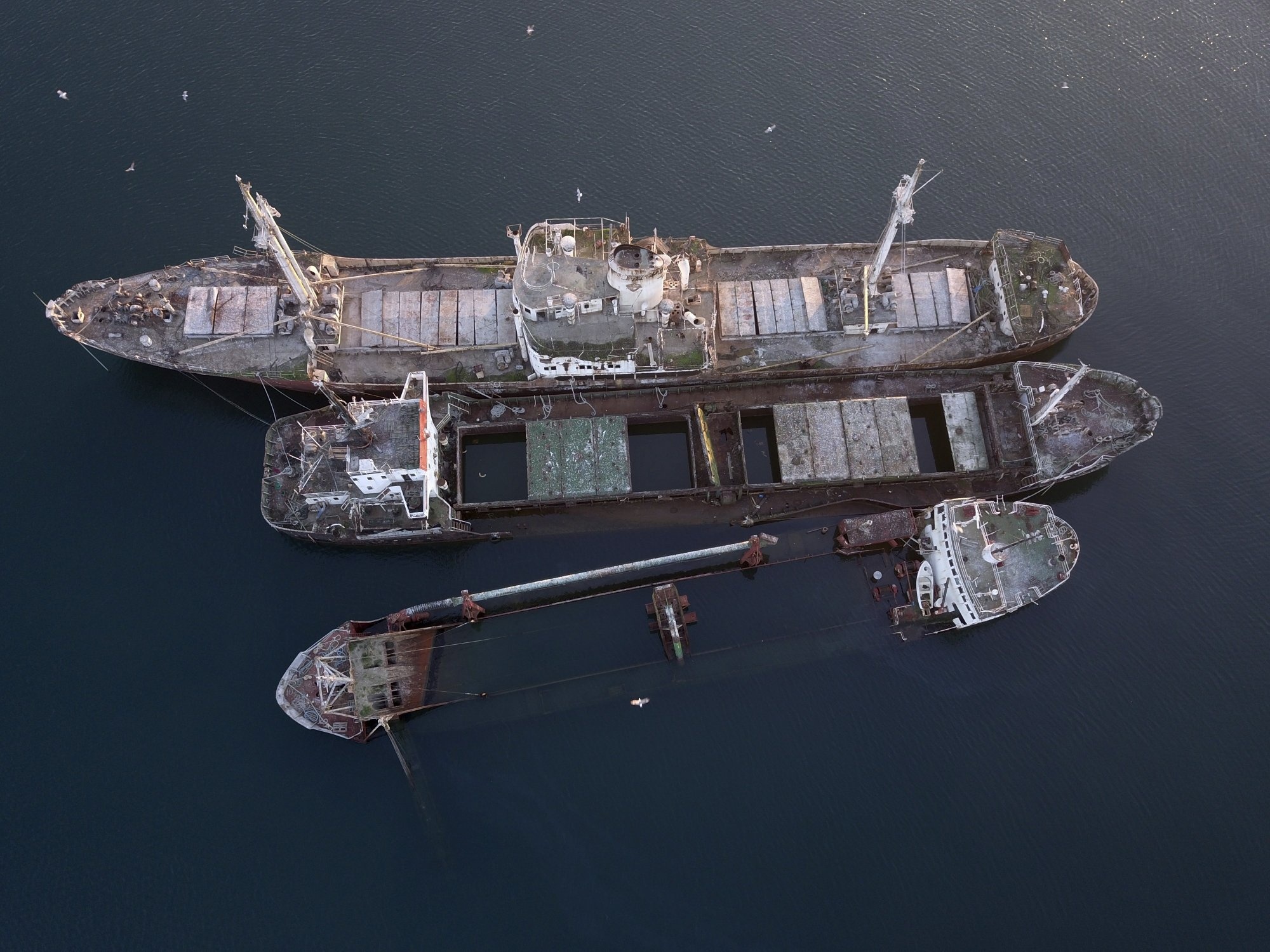 Hy Lap don 'nghia dia' tau hoang, lo hiem hoa moi truong hinh anh