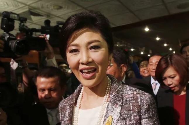 Them bang chung ba Yingluck bo tron qua duong Campuchia hinh anh