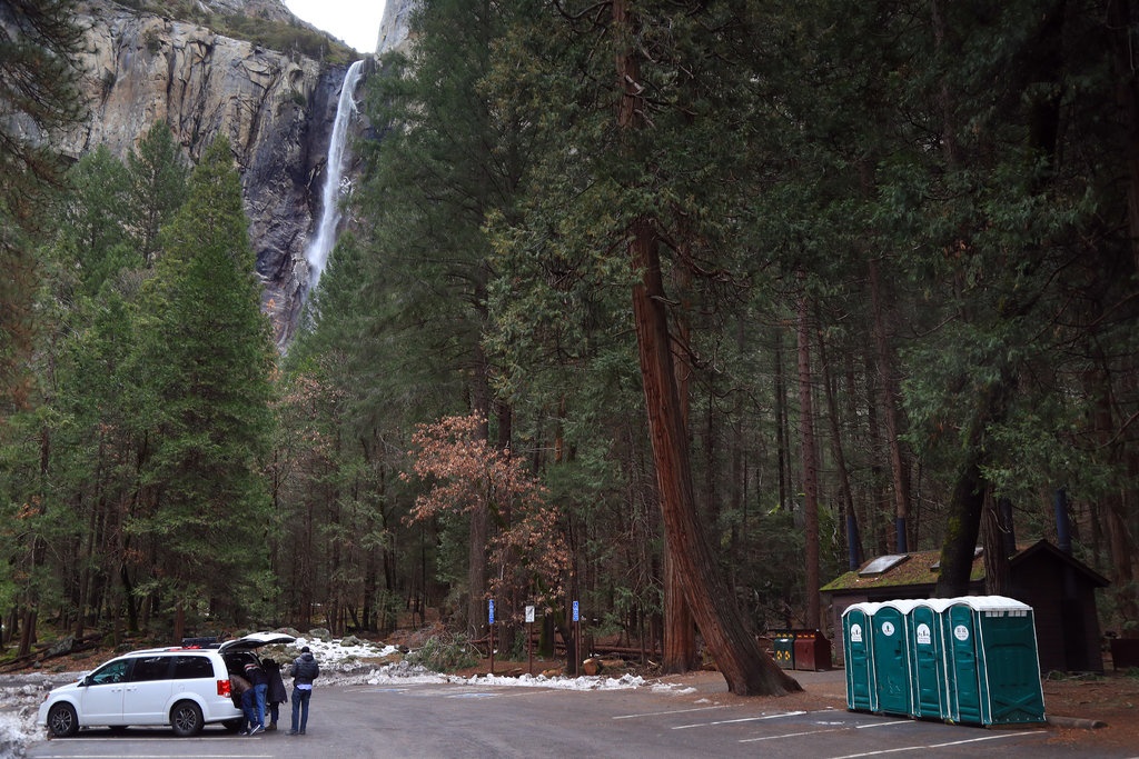 dong cua chinh phu anh 13