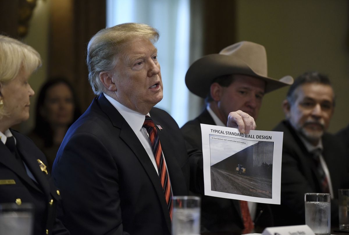 My phat hien nhieu ham vuot bien du TT Trump chua xay tuong bien gioi hinh anh