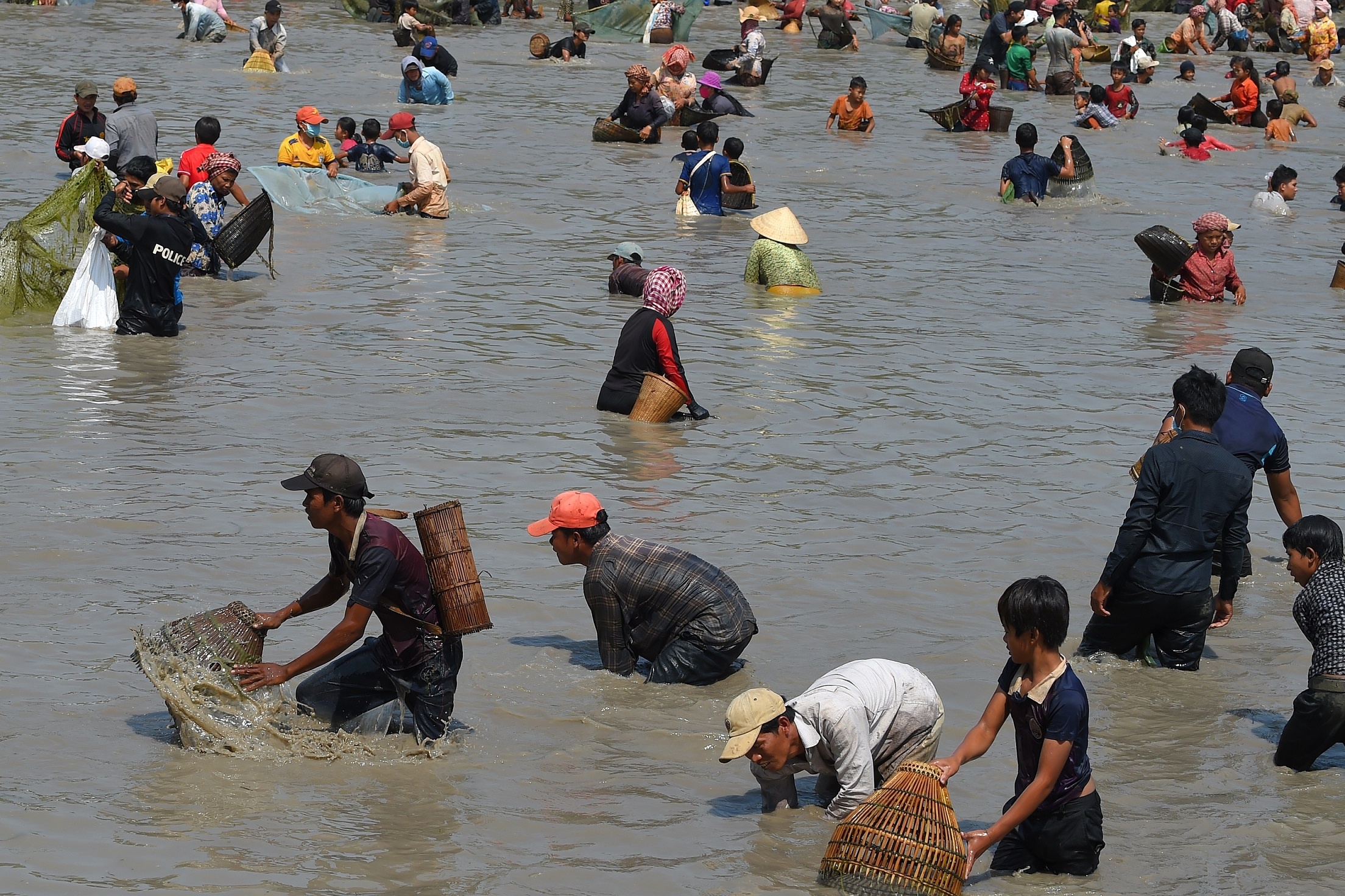 le hoi bat ca Campuchia anh 2