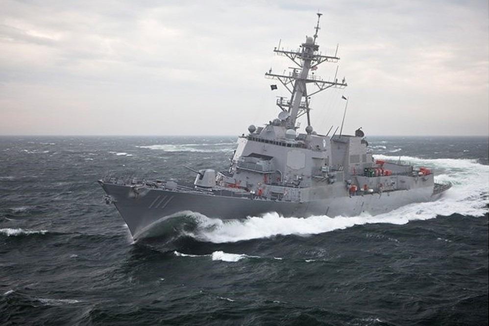 Tau khu truc My ap sat Da Vanh Khan, thach thuc Trung Quoc hinh anh