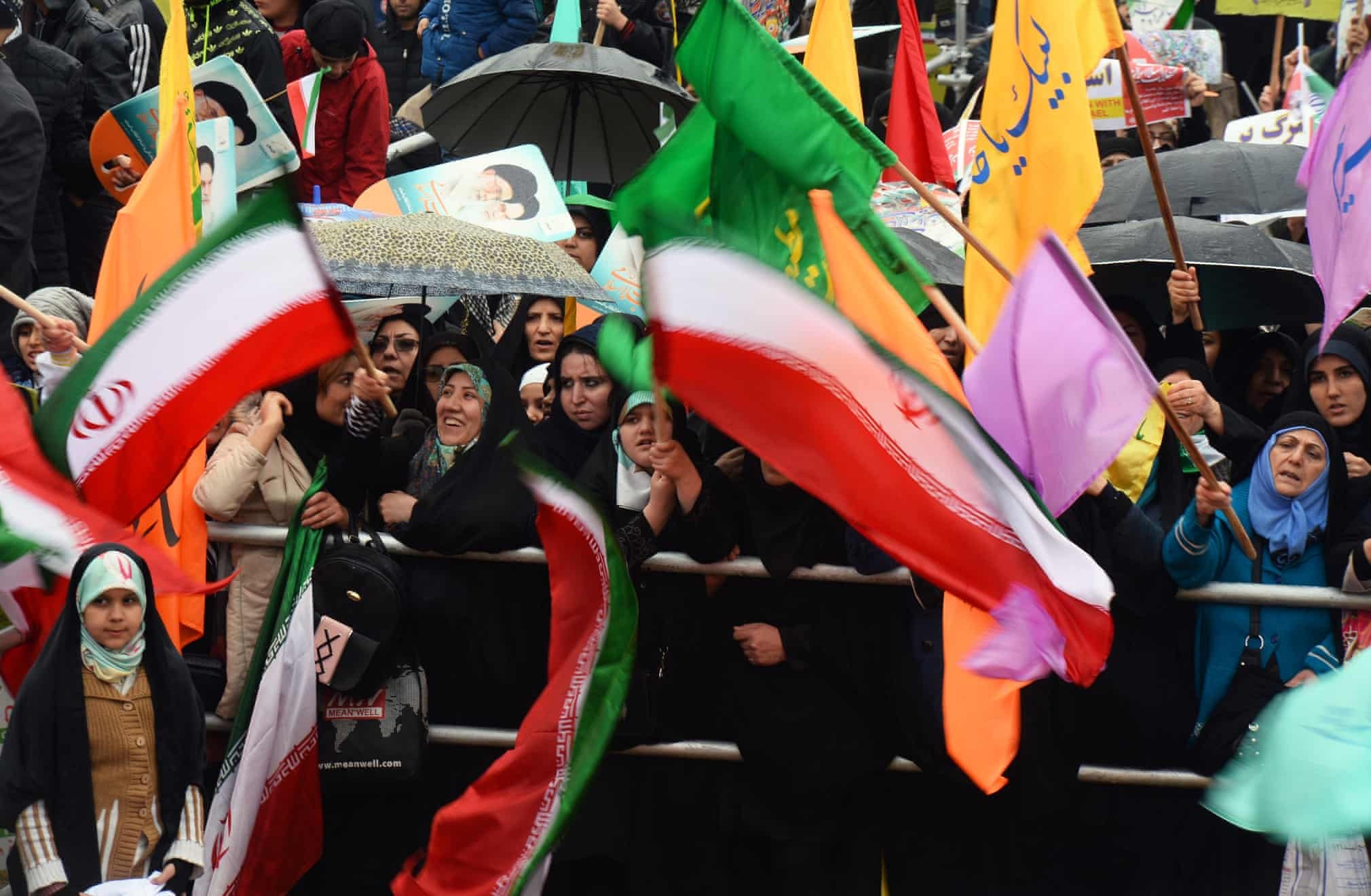 ky niem cach mang Hoi giao Iran anh 6