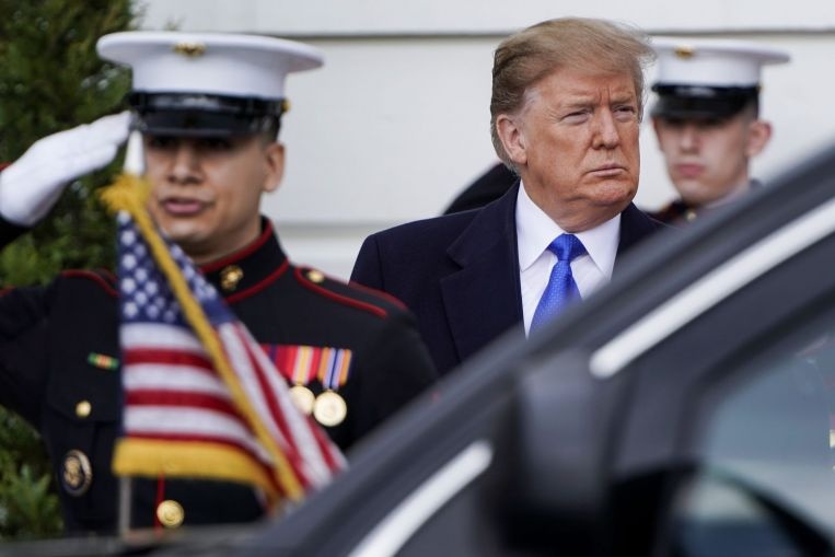 trump se tuyen bo tinh trang khan cap anh 1