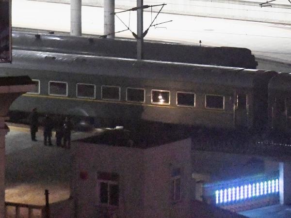 bao ve doan tau Kim Jong Un anh 4