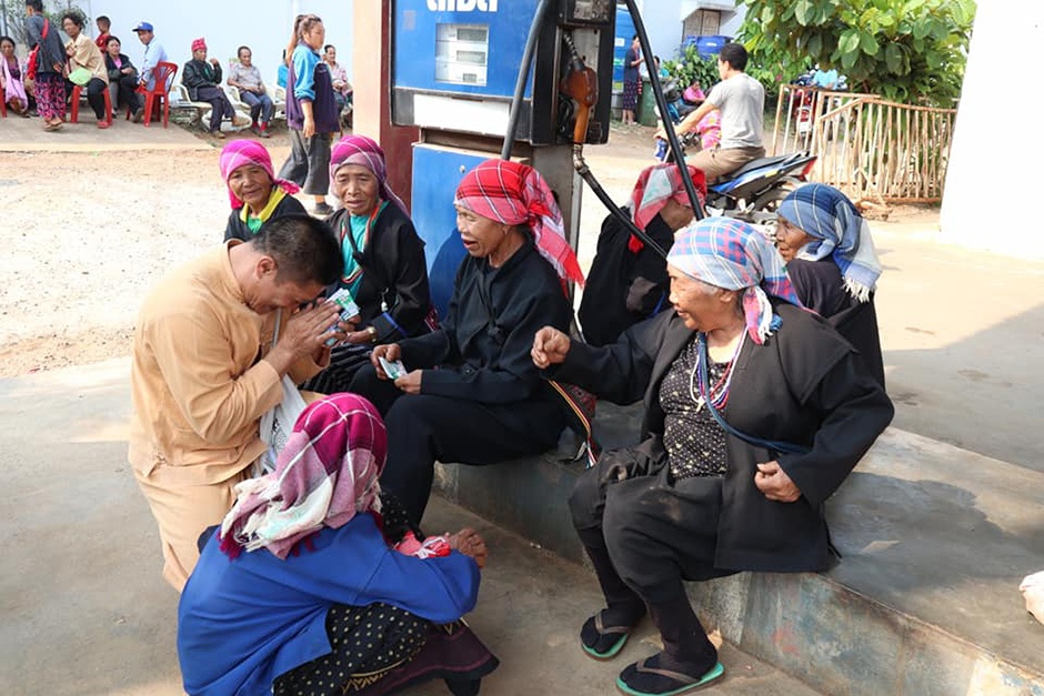 ung vien tim cach thu phieu truoc bau cu Thai Lan anh 5