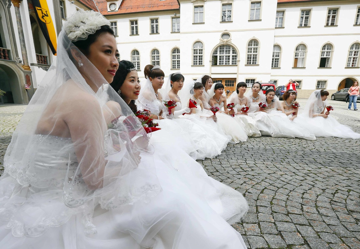 1,8 trieu phu nu TQ xuat hien trong danh sach 'san sang sinh no' hinh anh