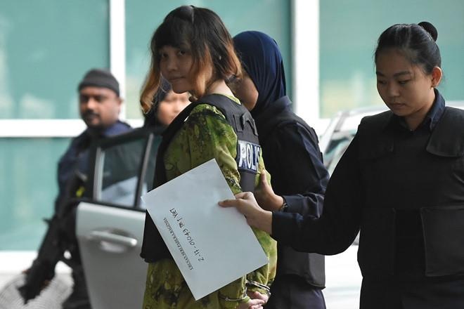 Sang nay Doan Thi Huong toi phien toa doi chat hinh anh