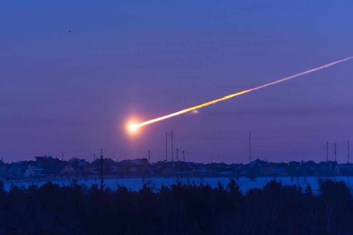 Thien thach no tren bien manh gap 10 lan vu no Hiroshima hinh anh