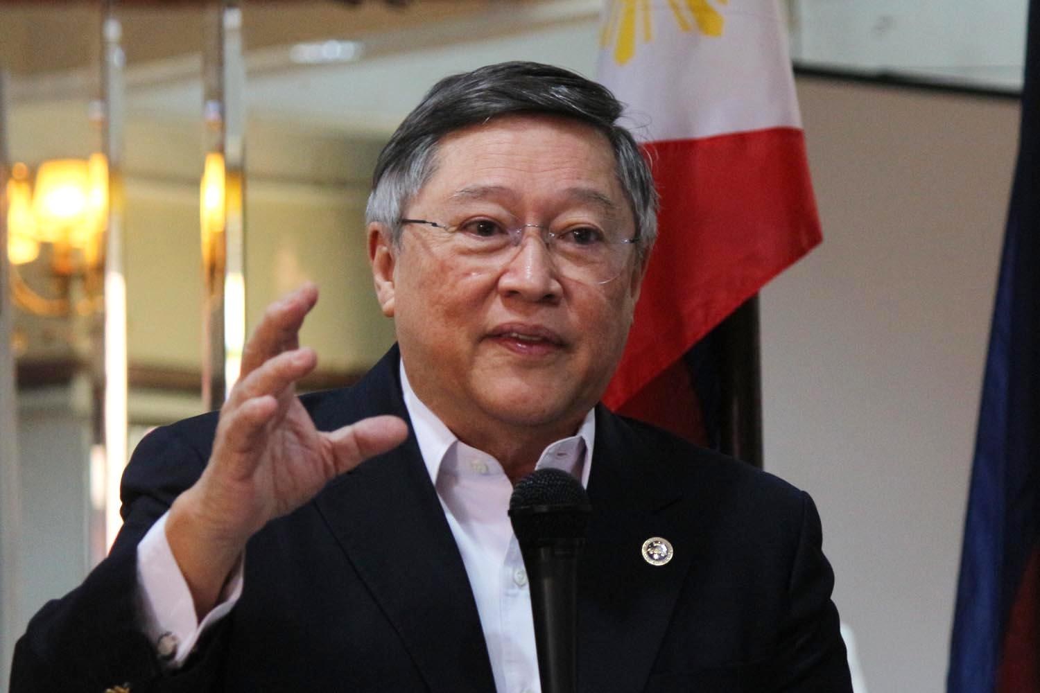 Bo truong Philippines: Quyet khong roi vao bay no Trung Quoc hinh anh