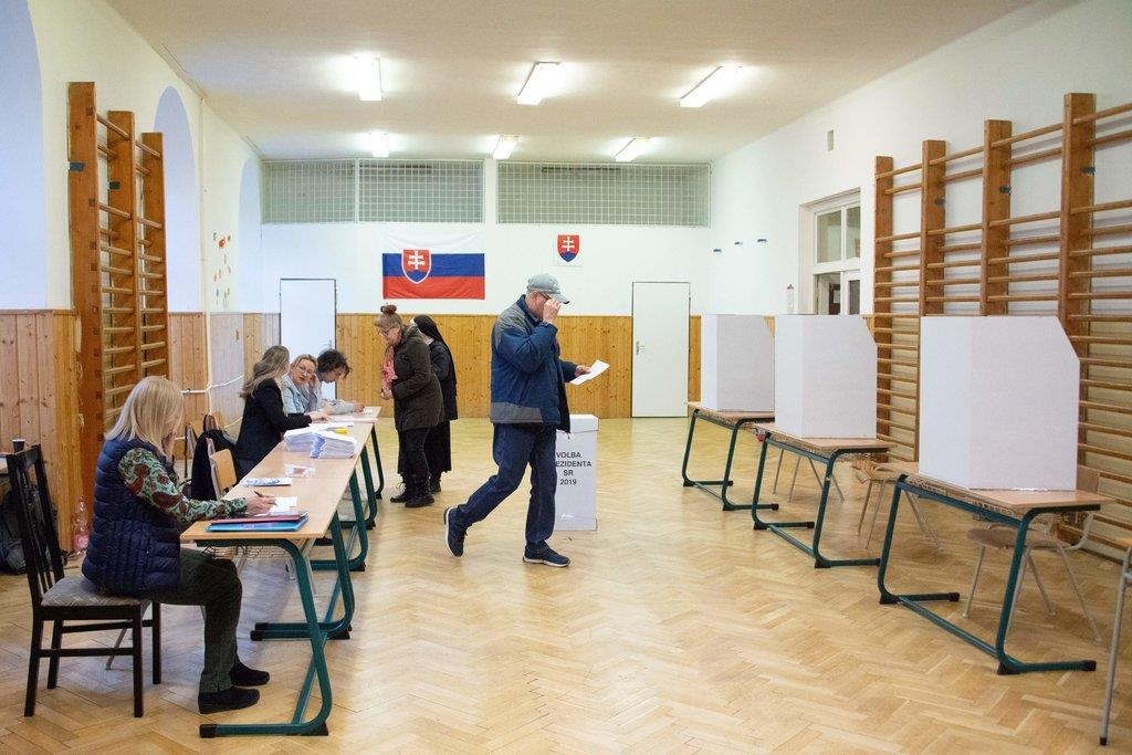 Slovakia co nu tong thong dau tien anh 3