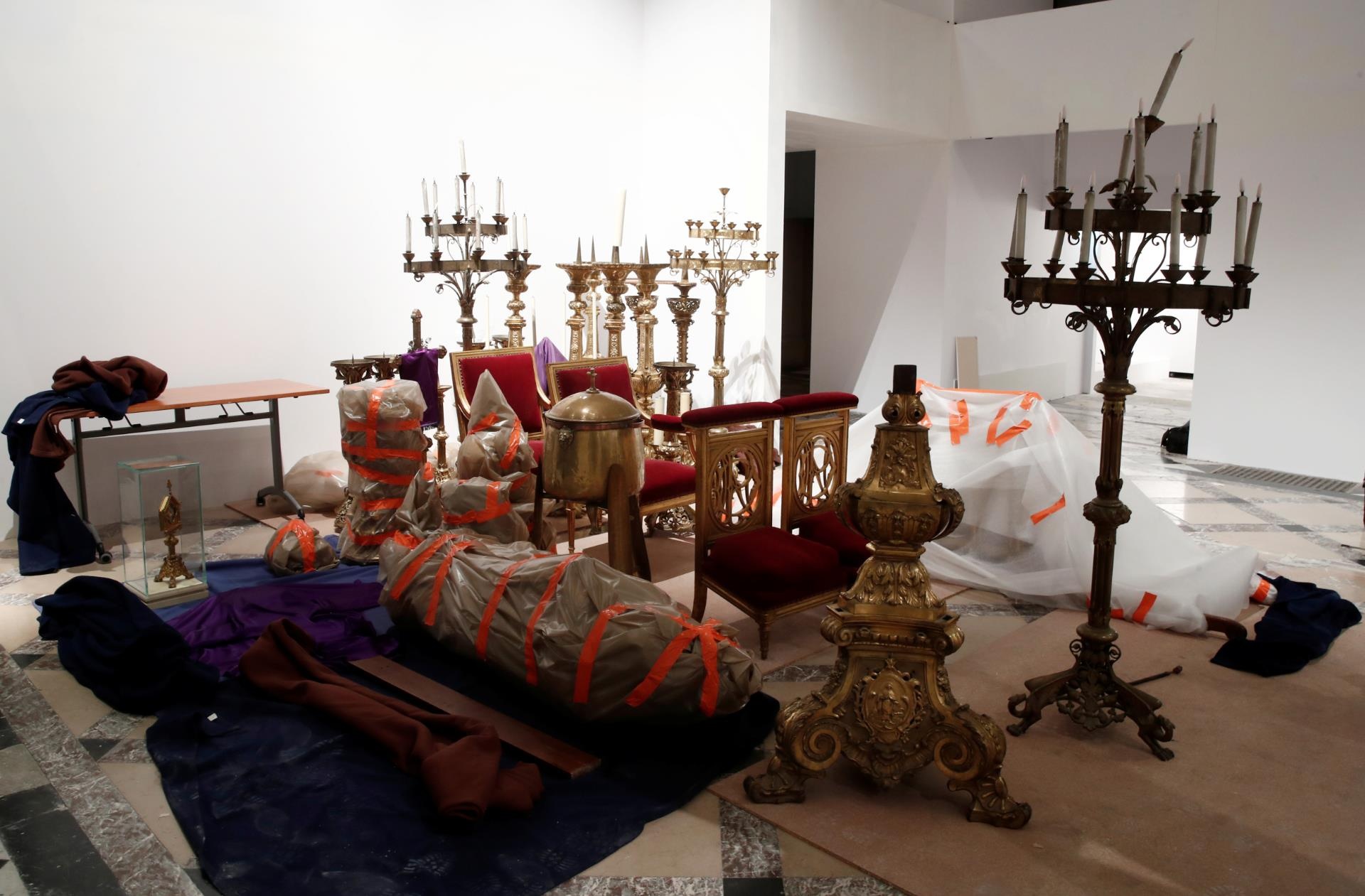 chay nha tho duc ba Paris anh 10