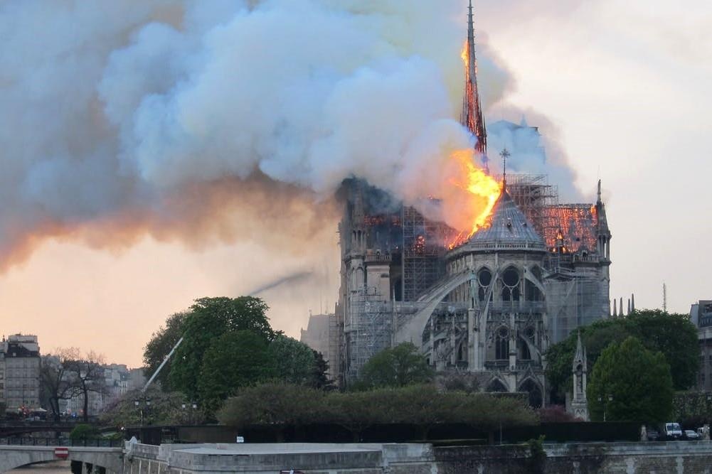 quyên góp trùng tu Nhà thờ Đức Bà Paris ảnh 1 quyen gop trung tu Nha tho Duc Ba Paris anh 1