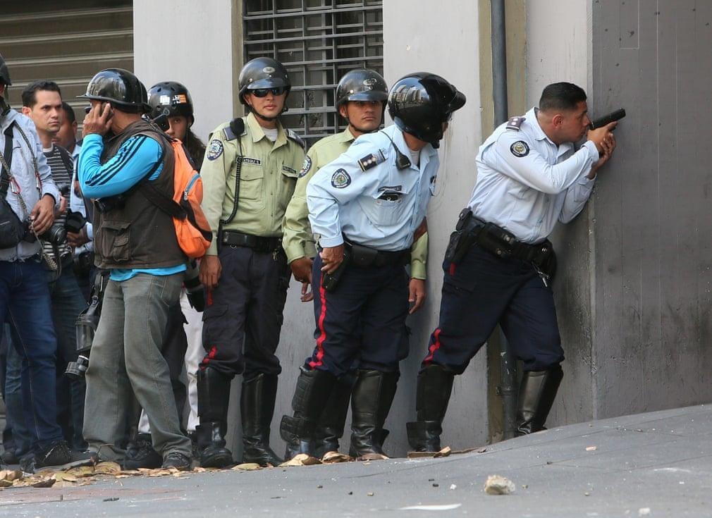 dao chinh tai Venezuela anh 10