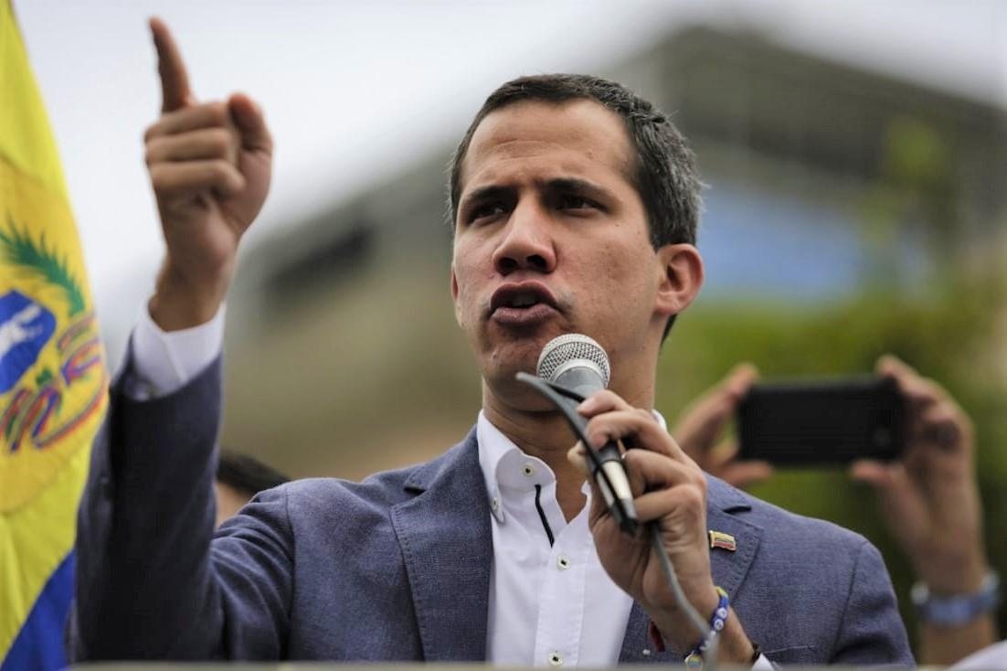 Thu linh phe doi lap Venezuela tim cach 'bat tay' voi quan doi My hinh anh
