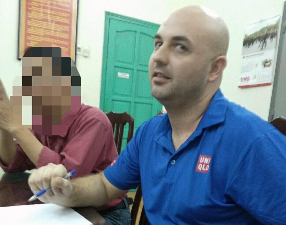 toi pham au dam nuoc ngoai anh 9