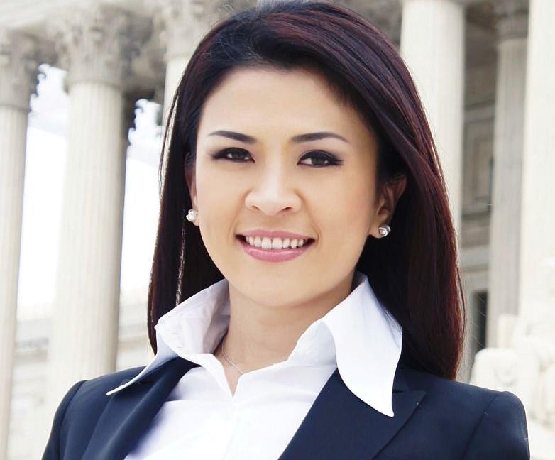 Nu luat su goc Viet trong duong day ket hon gia khung tai My hinh anh