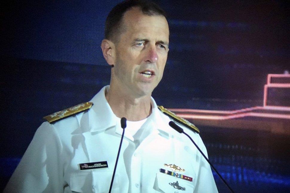 hai quan My tuan tra bien Dong anh 1