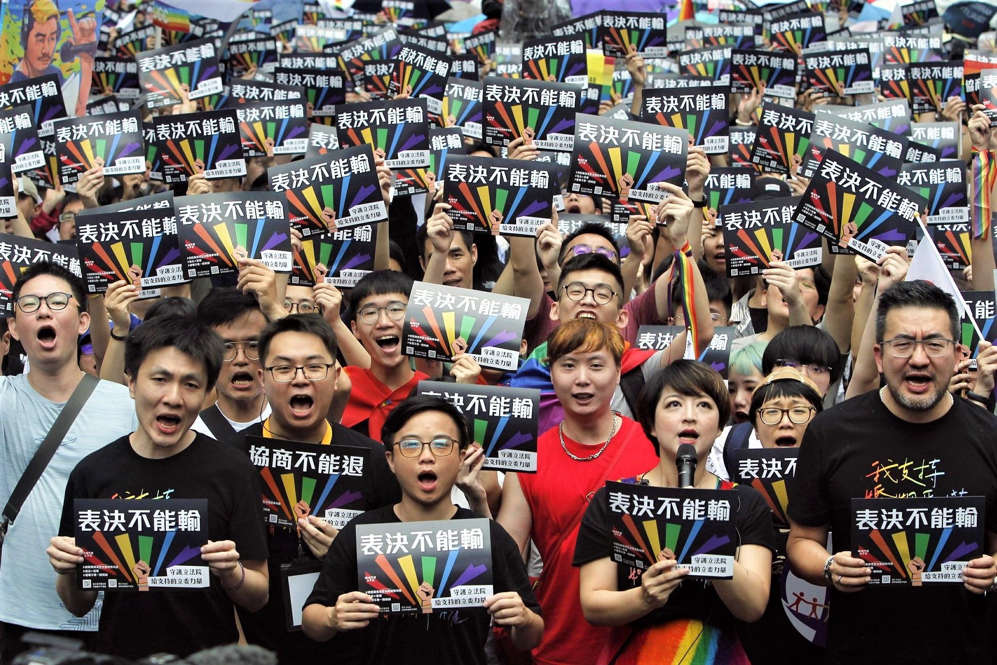 hon nhan dong gioi Dai Loan anh 1