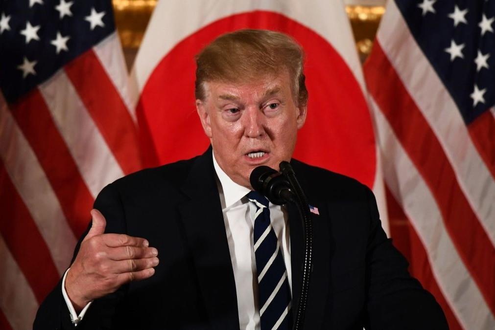 Tham Nhat Ban, TT Trump dang dan Twitter ‘vo ve’ ong Kim Jong Un hinh anh