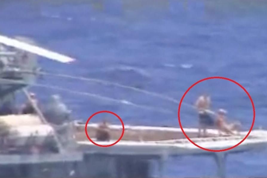 Thuy thu Nga ung dung tam nang luc tau khu truc suyt dam tau chien My hinh anh