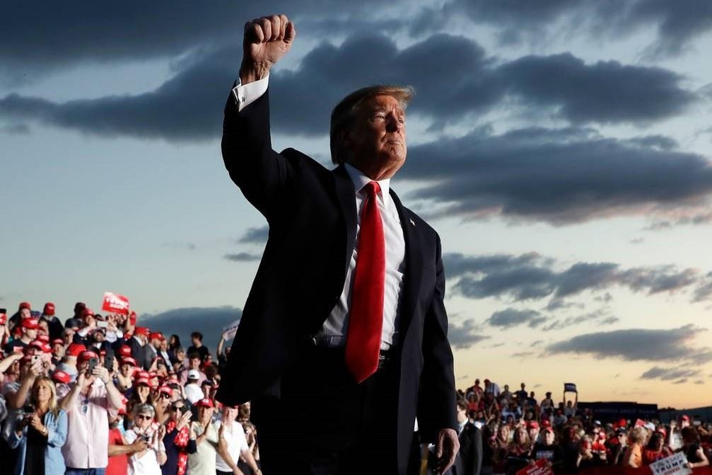 TT Trump khoi dong chien dich tai tranh cu o bang chien dia hinh anh