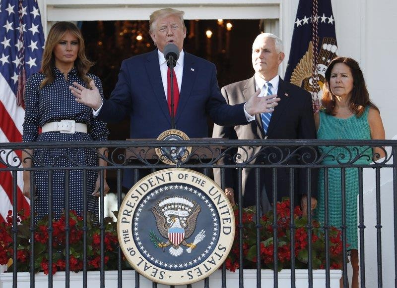 Trump chan chu ung ho pho tong thong tranh cu anh 1