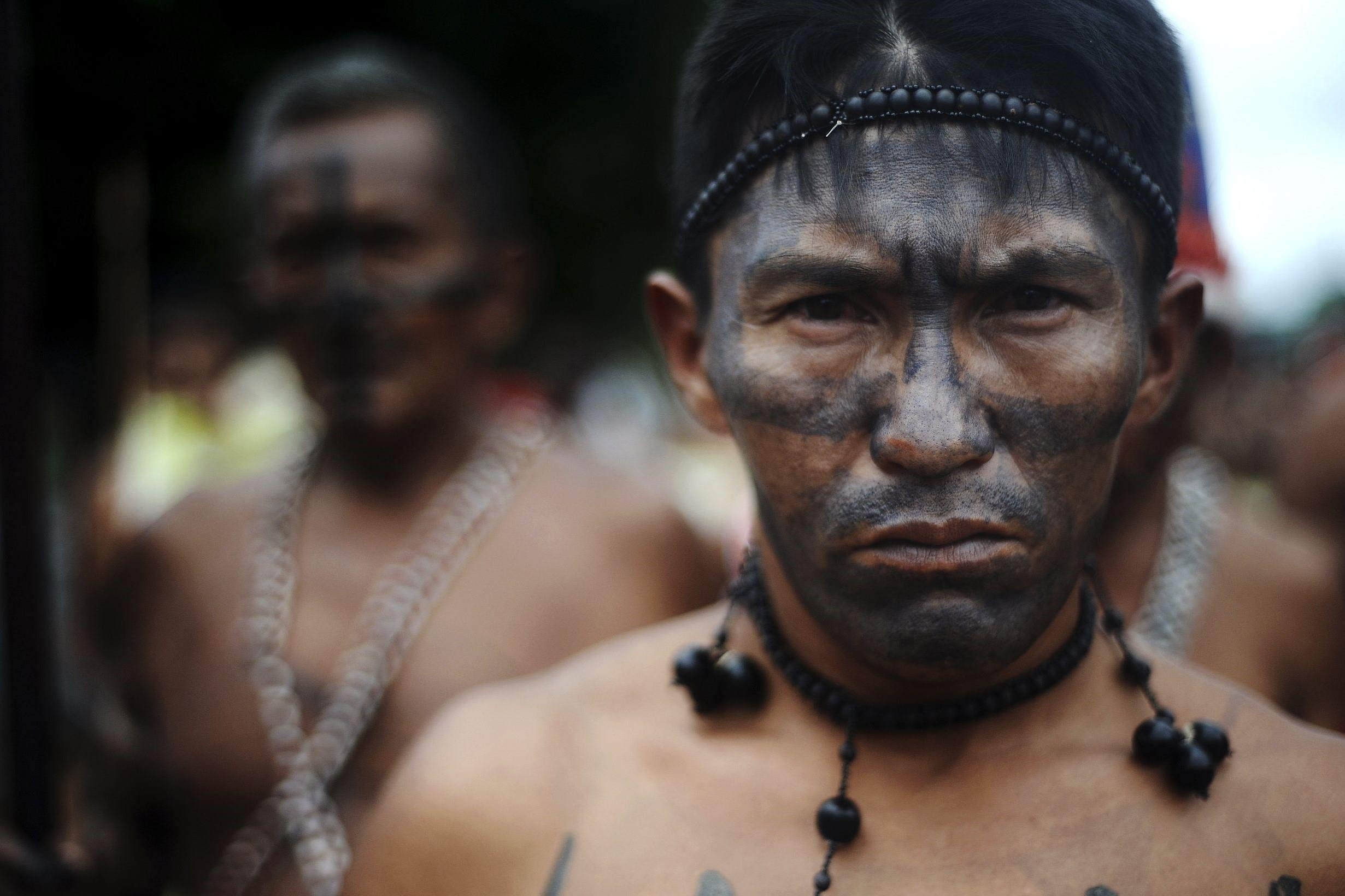 Tho dao vang chiem lang tho dan Brazil sau trong rung Amazon hinh anh