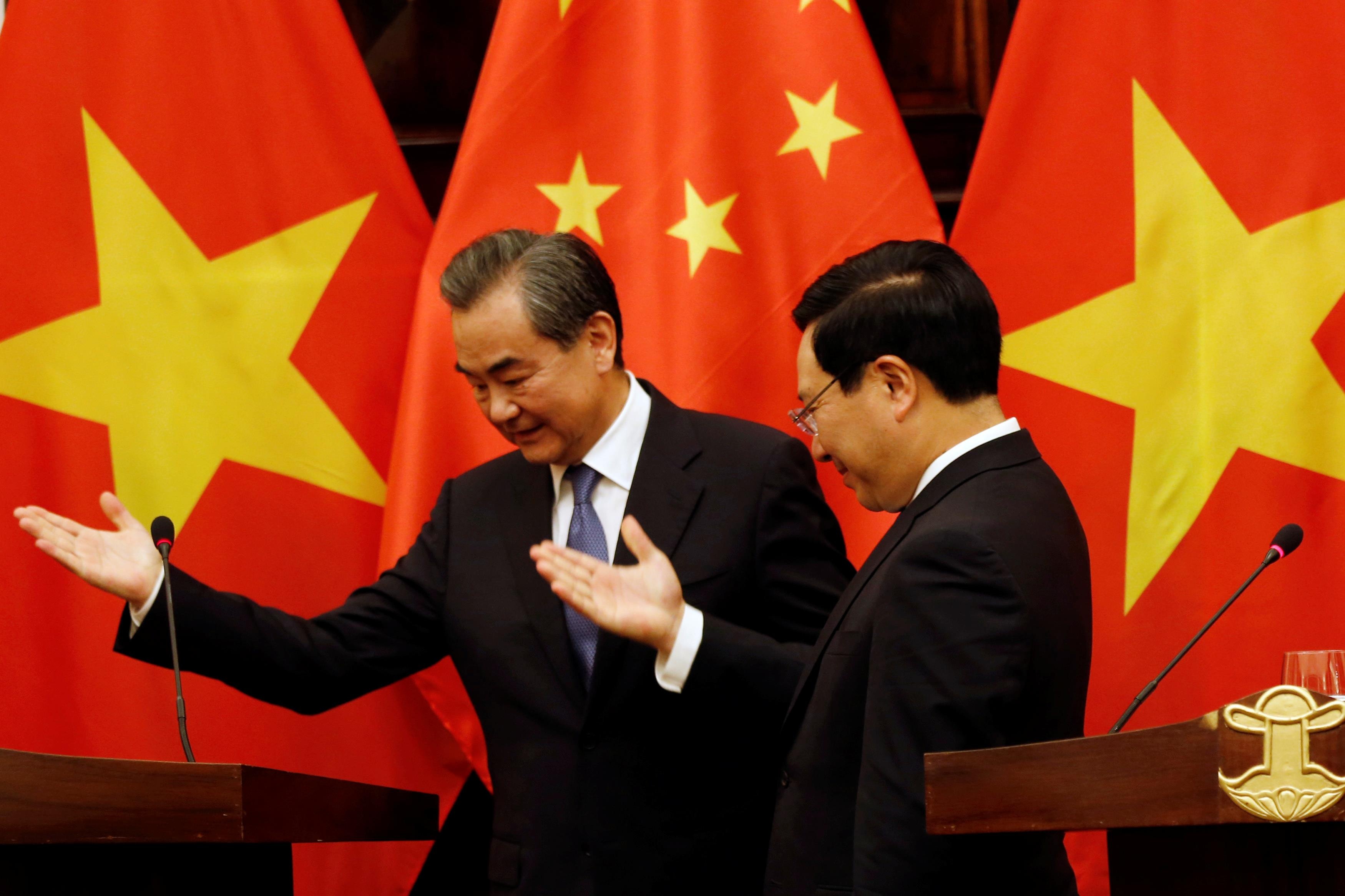 Pho thu tuong neu ro cac van de tren Bien Dong voi ong Vuong Nghi hinh anh