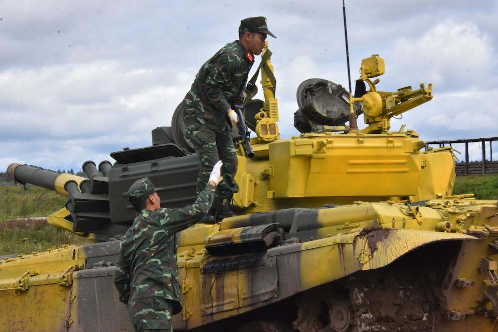 doi tuyen xe tang Viet Nam anh 6