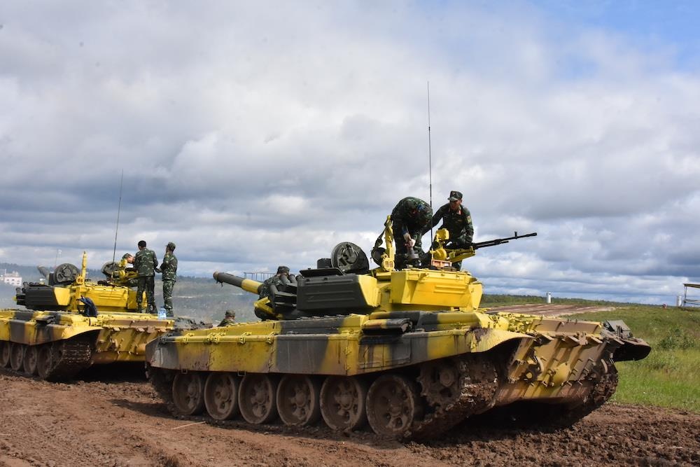 doi tuyen xe tang Viet Nam anh 9