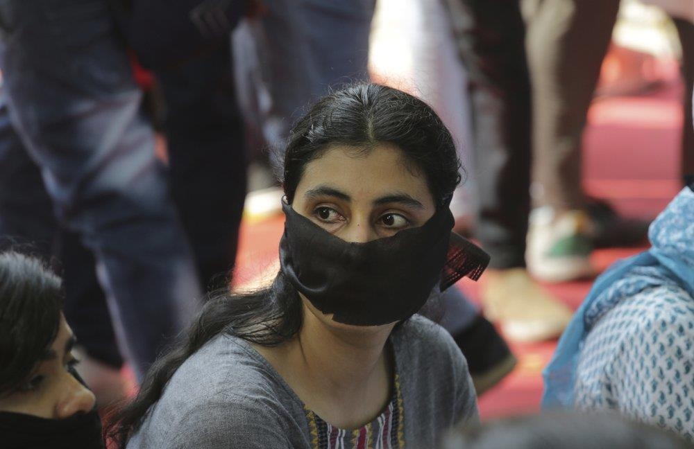 An Do thiet quan luat tai Kashmir, dan song canh 'dem bien thanh ngay' hinh anh