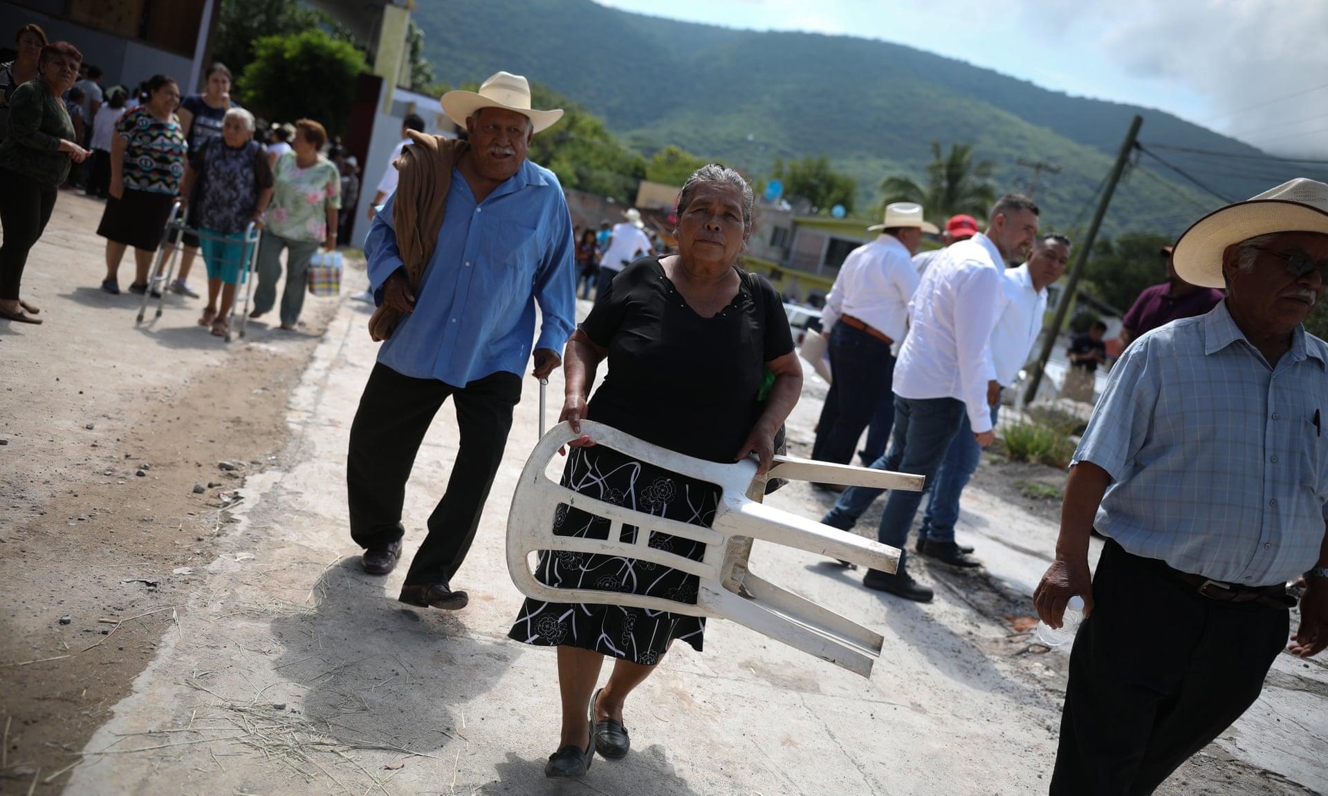 Thị trấn Mexico dùng luật rừng ảnh 3 Thi tran Mexico dung luat rung anh 3