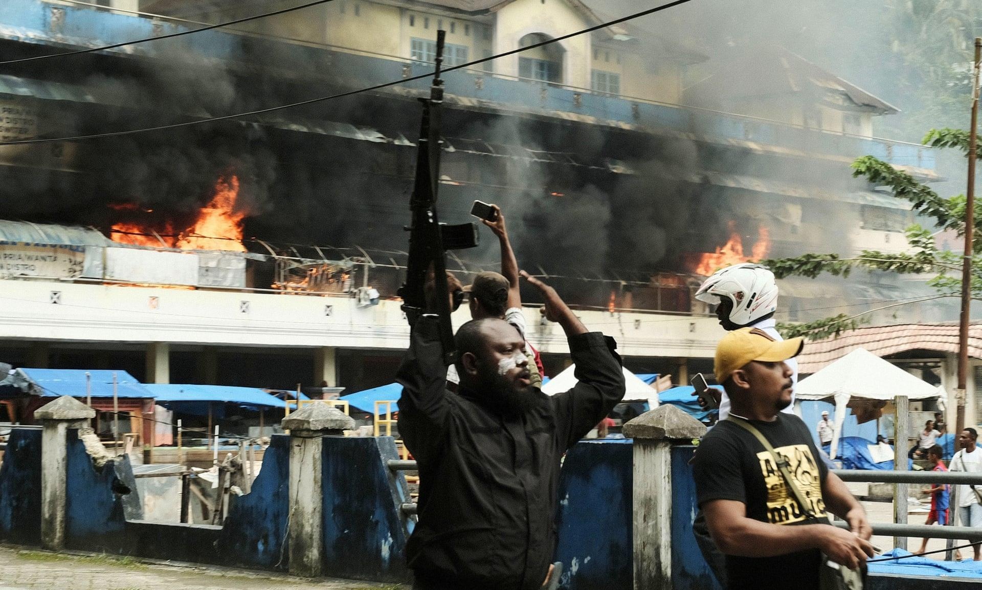 bao loan o Tay Papua anh 9