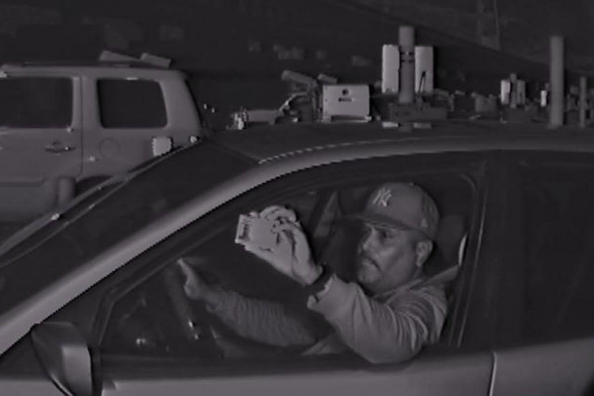 giau xac di dan TQ sau cop oto anh 2