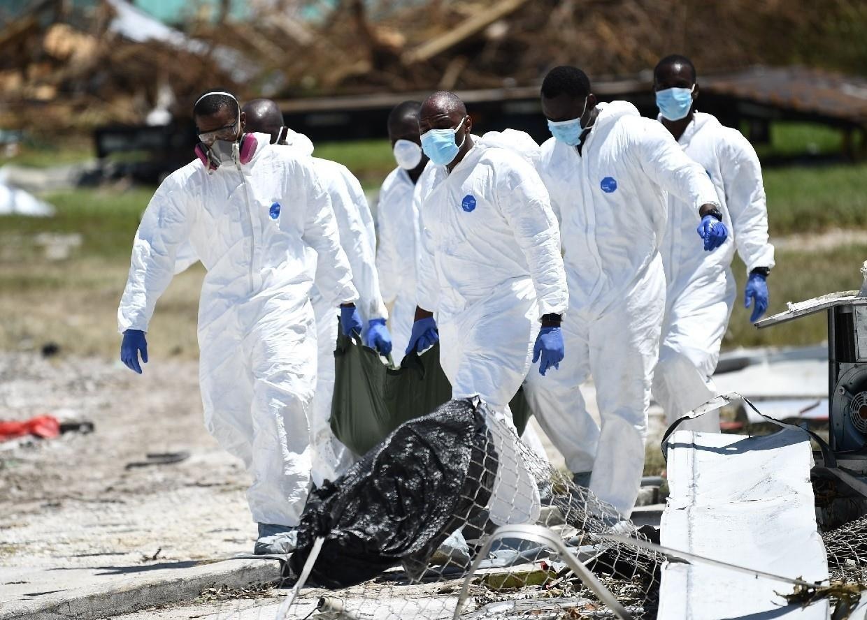 Sieu bao Dorian thoi bay tre em - am anh nguoi song sot o Bahamas hinh anh