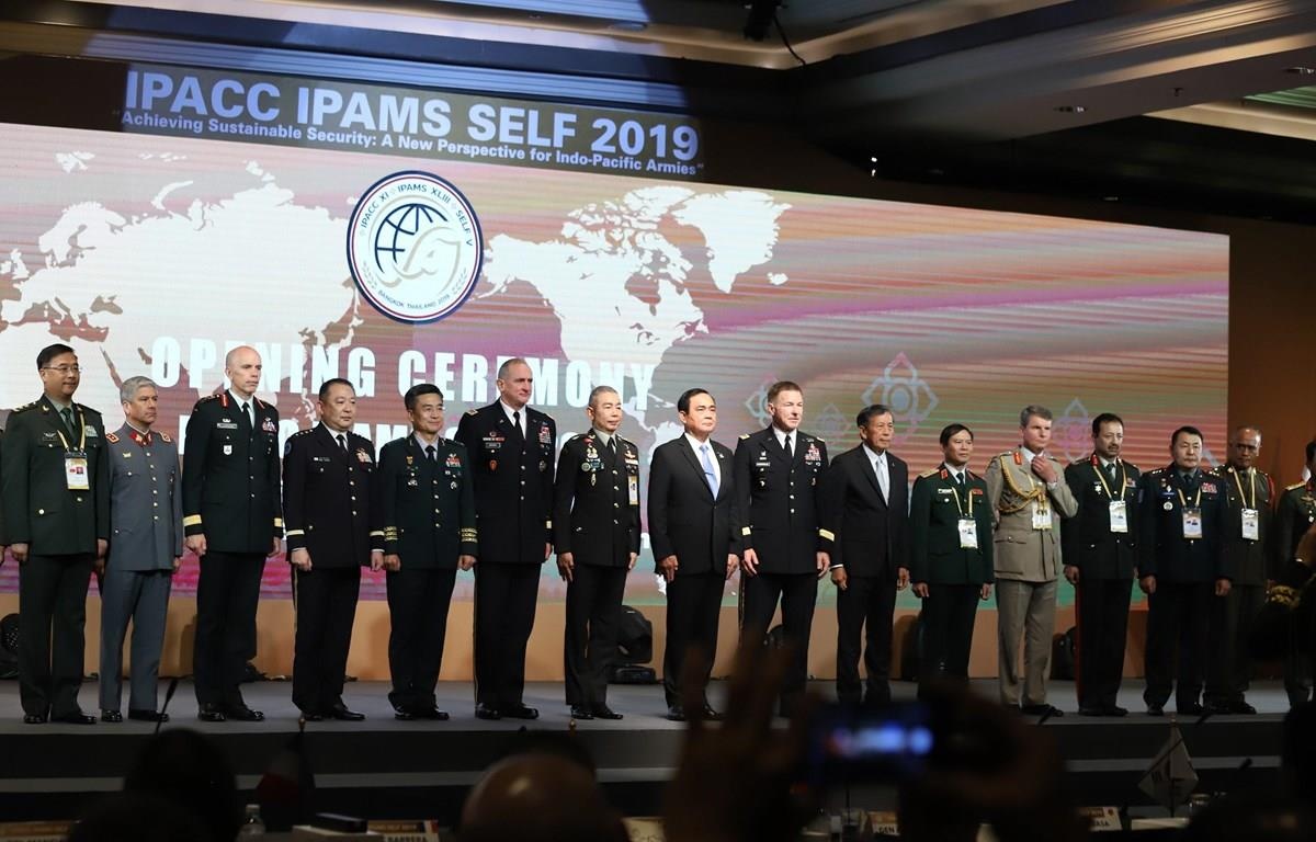 Viet Nam du Hoi nghi Tu lenh luc quan anh 1