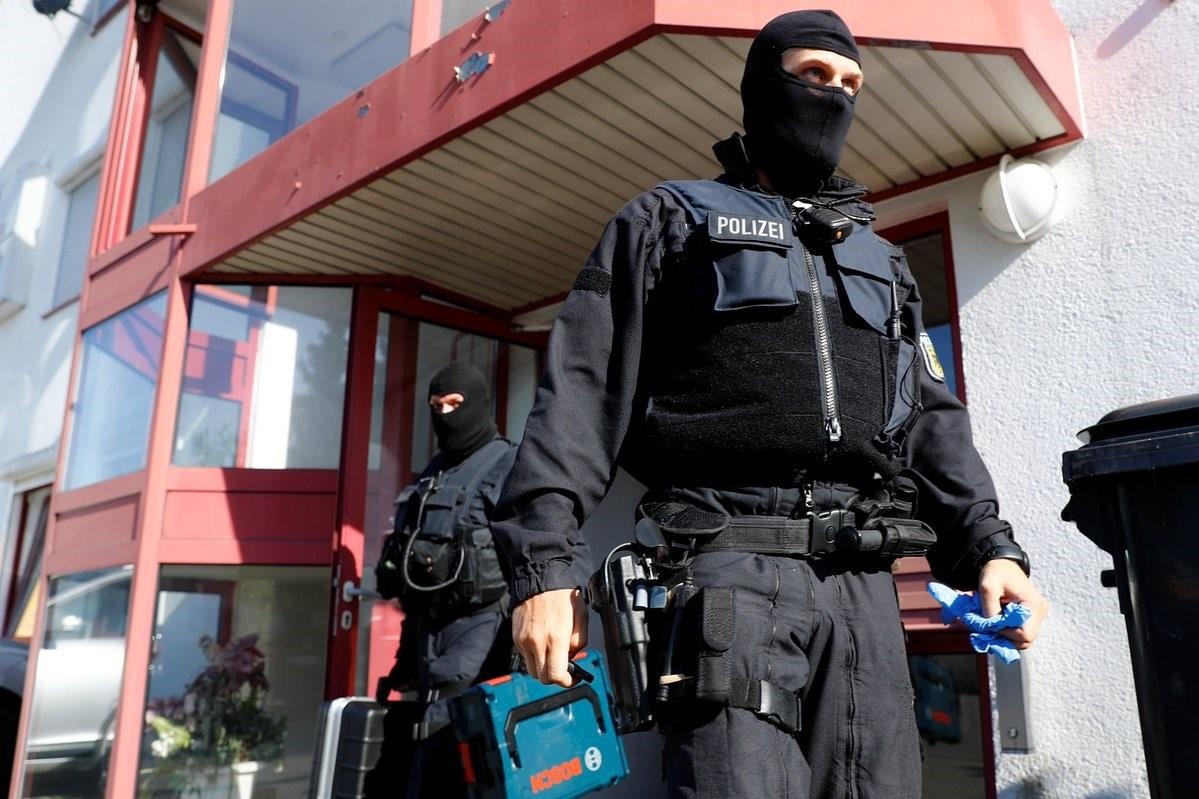 Duc dot kich duong day buon nguoi khung, bat 9 nguoi Viet hinh anh